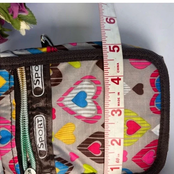 MOCK Lesportsac Inspired Heart Pattern Crossbody Bag - Multicolor - Picture 3 of 8